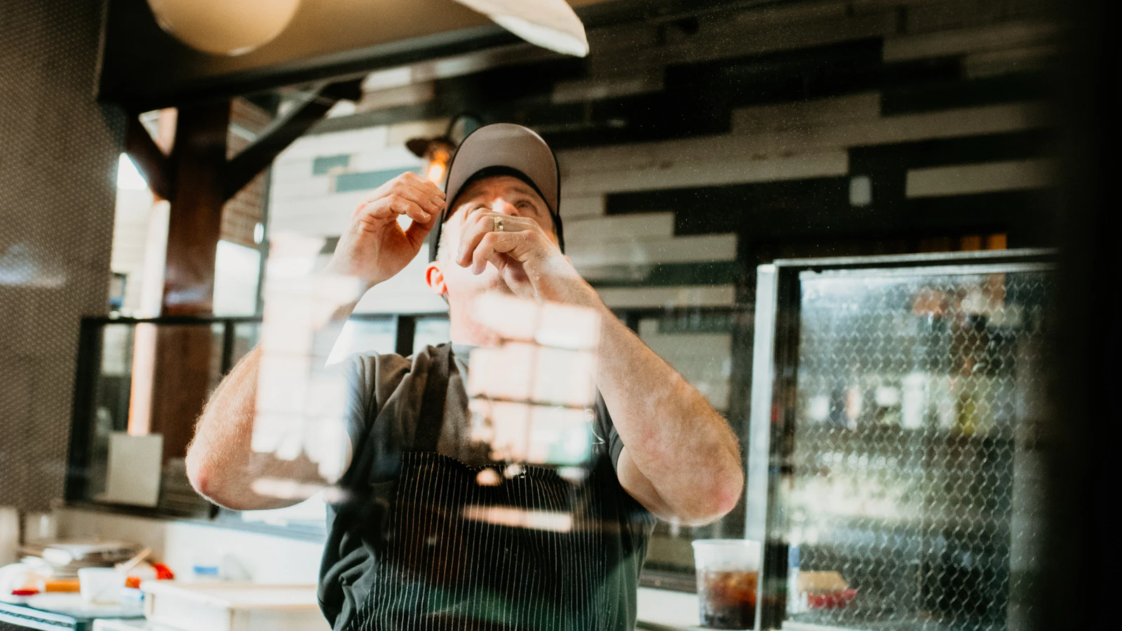 A snack bar runs on a few dirhams a plate, and nobody counts them