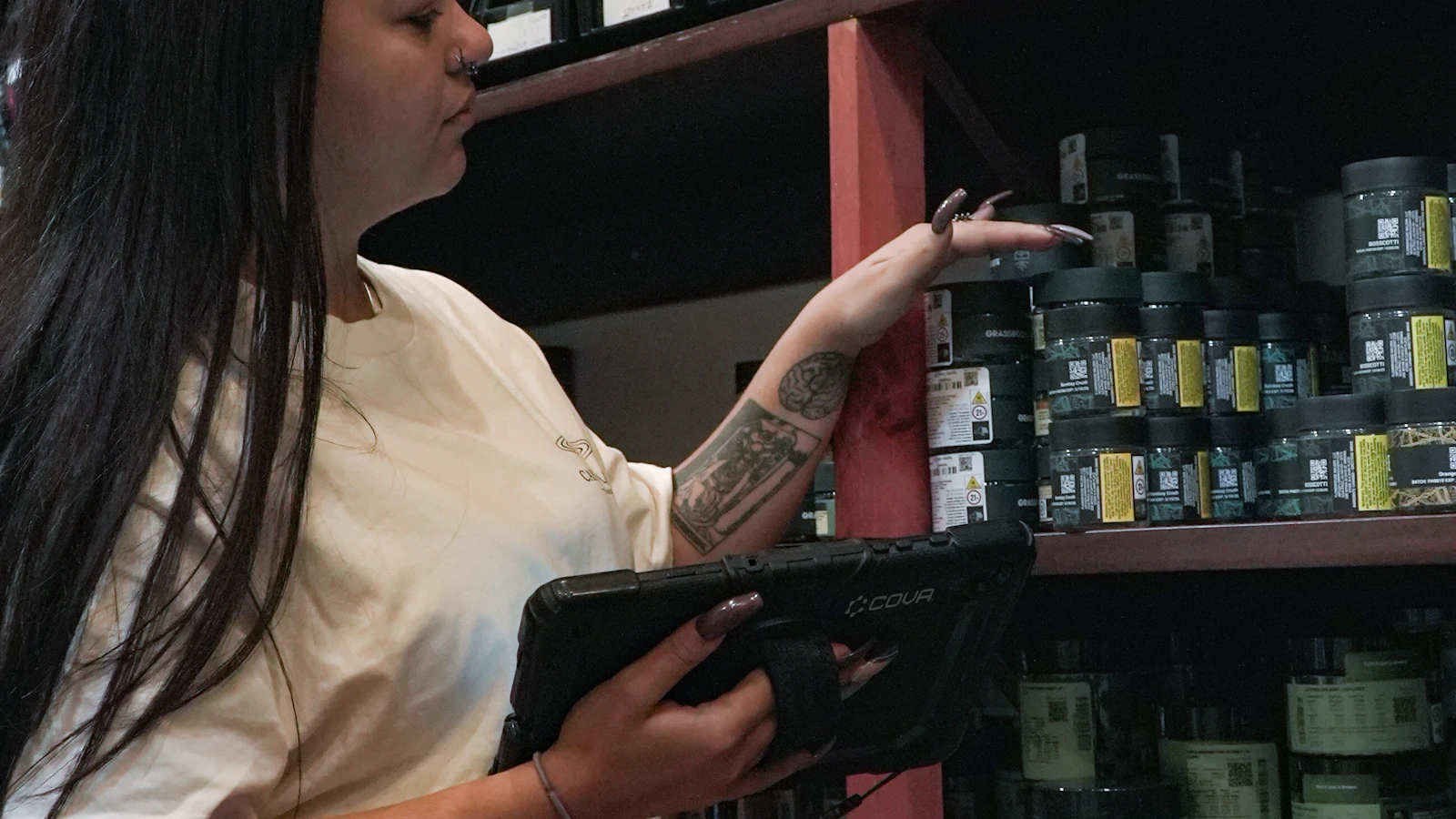 Small Moroccan business launched with controlled inventory