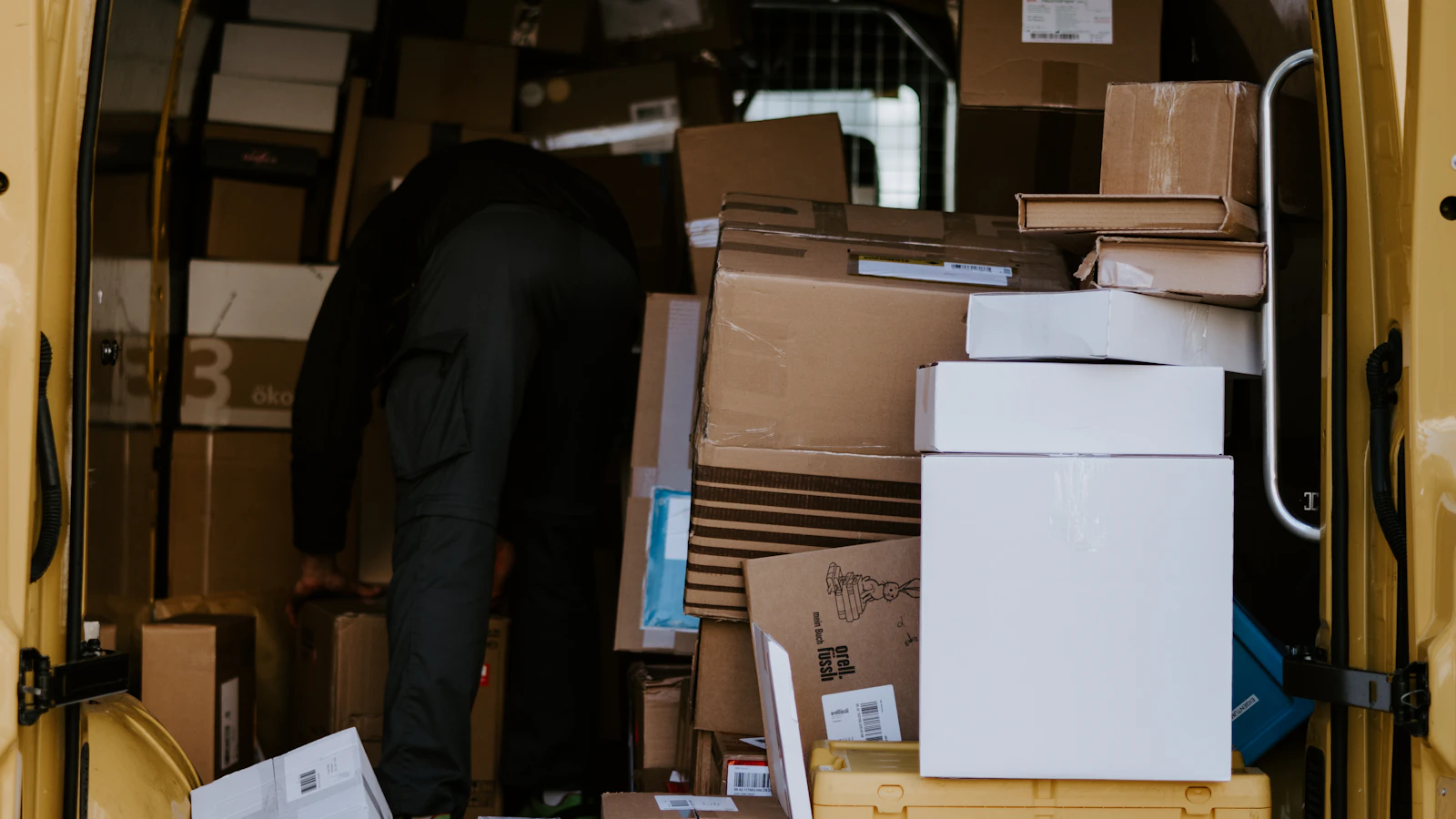 Véhicule utilitaire d'occasion vendu par une entreprise
